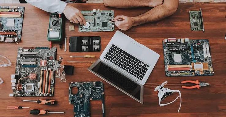 COMPUTER HARDWARE AND GSM REPAIRS HS2 3RD TERM